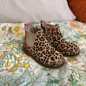 Mini Boden Cheetah Gold pink piping boots